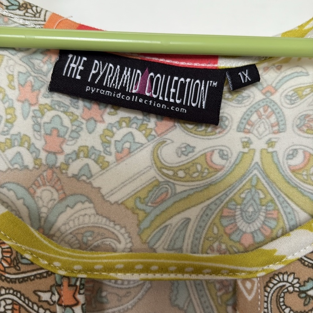 Pyramid Collection Colorful Patterned Dress Size 1X - Picture 2 of 5